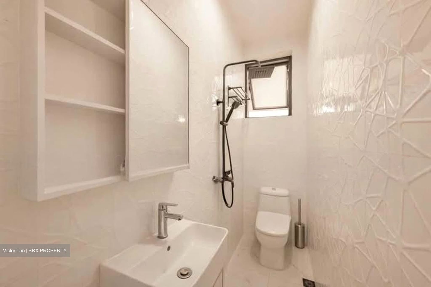 Daisy Road (D13), Terrace #553472551
